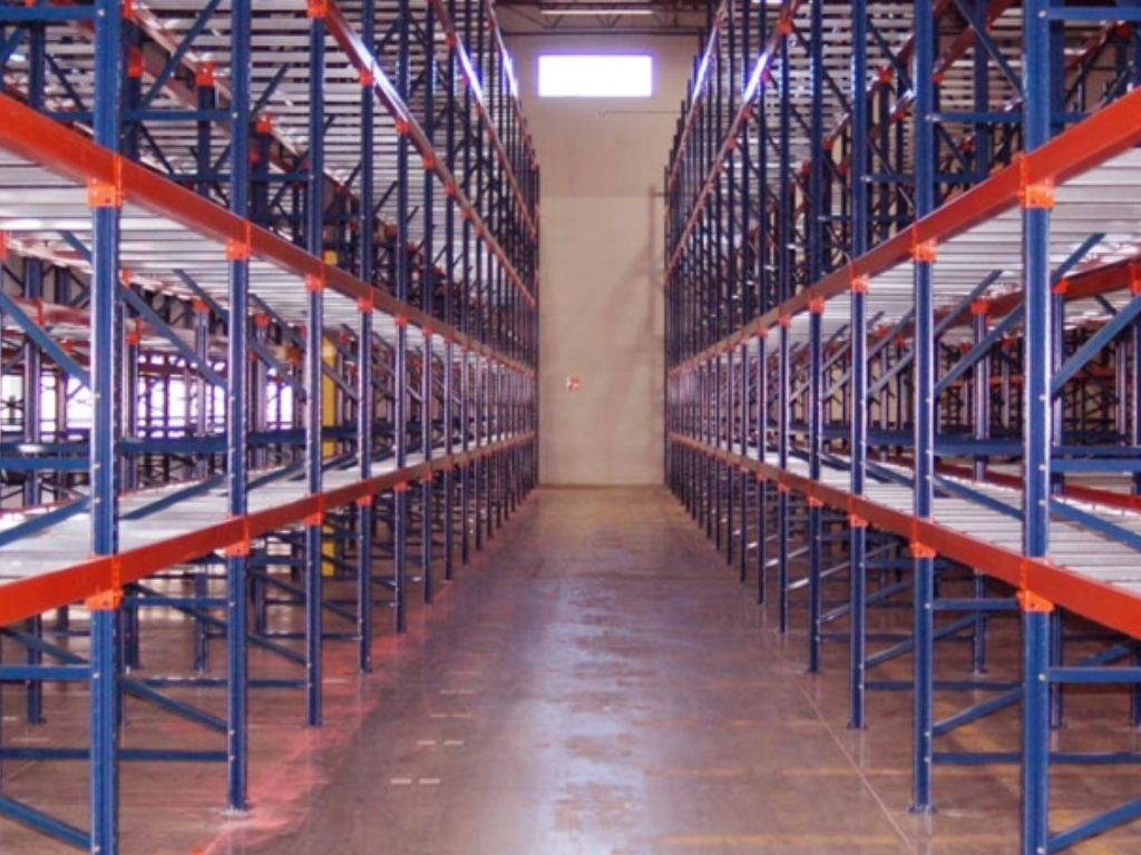 Selective Pallet Racking In UAE